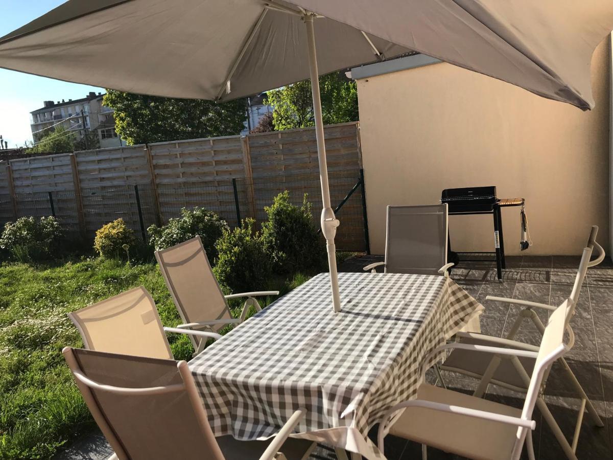 Agreable Maison Proche Gare Avec Parking Gratuit Le Mans Exterior photo